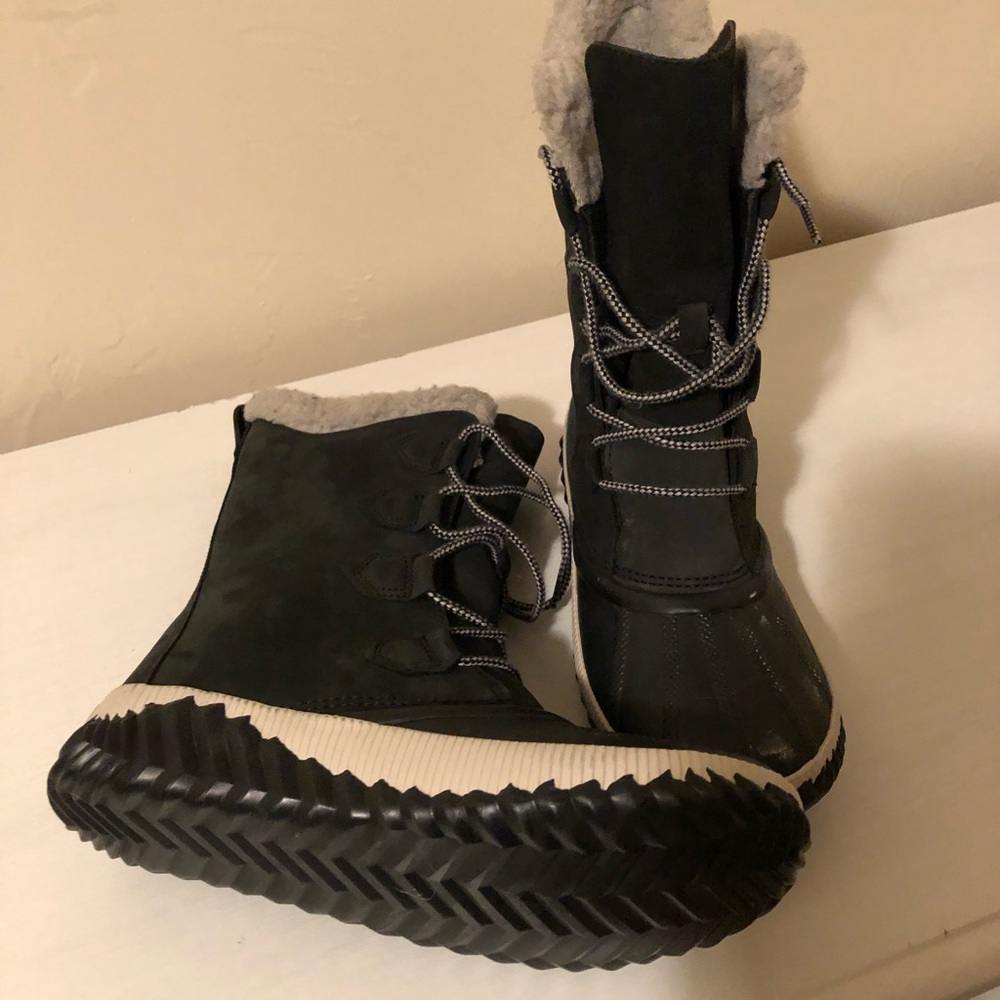 Winter boots